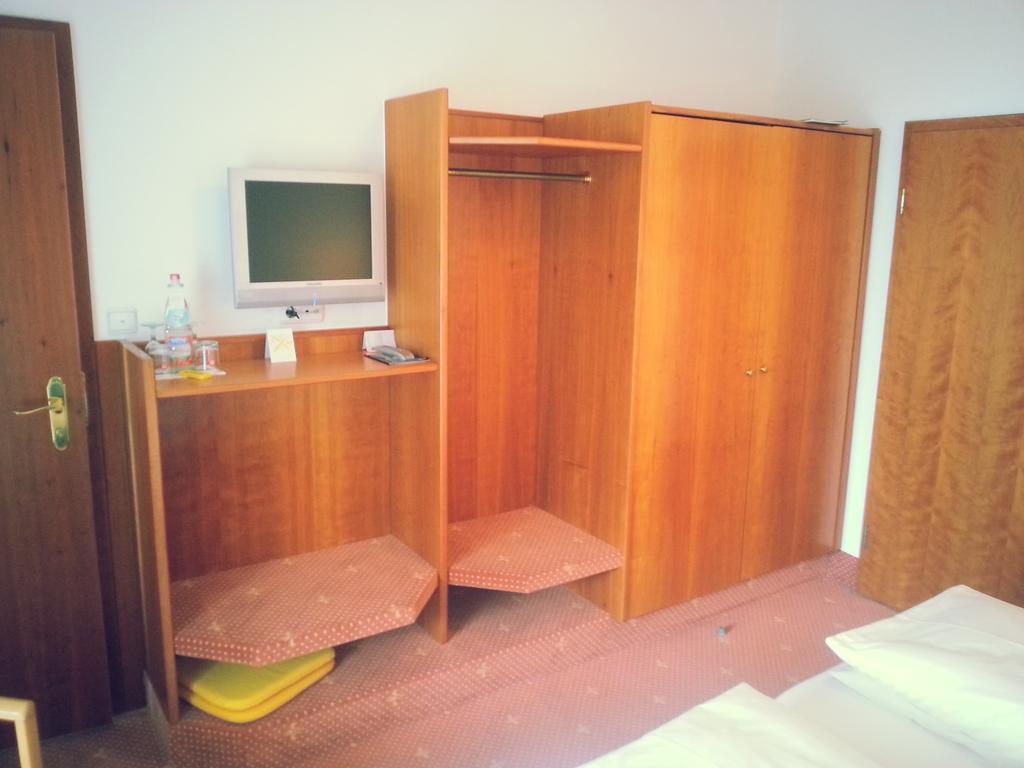 Hotel Seewirt Nonnenhorn Quarto foto